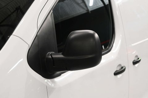 Peugeot Expert 1.5 Expert Professional Premium L1 Blue HDi 43