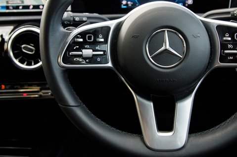 Mercedes-Benz A Class A 200 SPORT EXECUTIVE 19