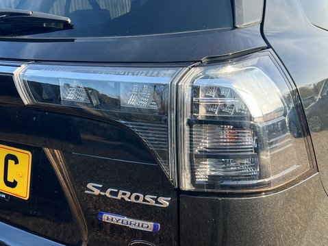 Suzuki S-Cross MOTION BOOSTERJET MHEV 19