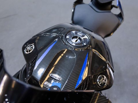 Yamaha R1M 1000 Super Sports Petrol Manual (200 ps) 57