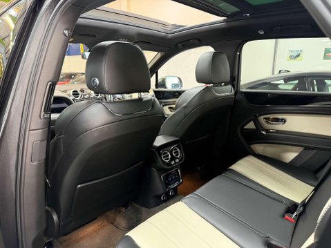 Bentley Bentayga 4.0 V8 SUV 5dr Petrol Auto 4WD Euro 6 (s/s) (550 ps) 41