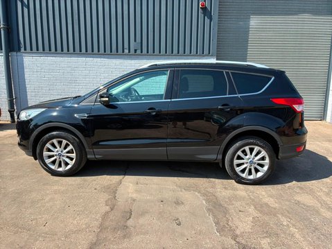 Ford Kuga 2.0 TDCi Titanium 2WD Euro 6 (s/s) 5dr 4