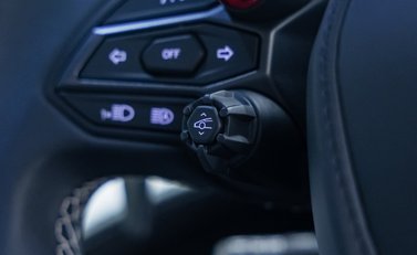 Lamborghini Revuelto 24
