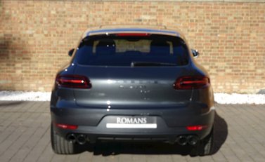 Porsche Macan GTS 10
