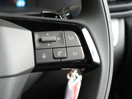 Peugeot Expert Expert 100kW 75kWh Professional Van Auto 28