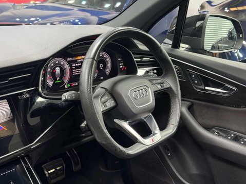 Audi Q7 3.0 TFSI V6 55 Black Edition SUV 5dr Petrol Tiptronic quattro Euro 6 (s/s) 30