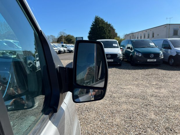 Ford Transit Custom LWB L2H1 CAT N Low Roof Limited 300 Air Con Sensors EURO 6 NO VAT 17