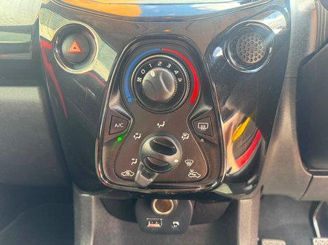 Toyota Aygo 1.0 VVT-i x-cite Euro 5 5dr Euro 5 10