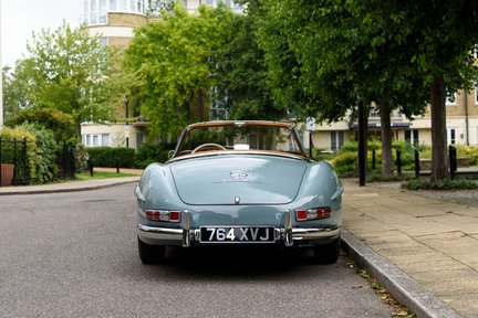 Mercedes-Benz SL 300 Roadster 6
