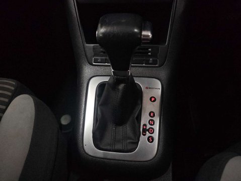 Volkswagen Tiguan 2.0 Tiguan Sport TDI 4Motion 140 Auto 4WD 5dr 44