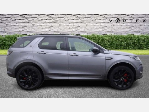 Land Rover Discovery Sport 2.0 Discovery Sport R-Dynamic SE D Auto 4WD 5dr 5