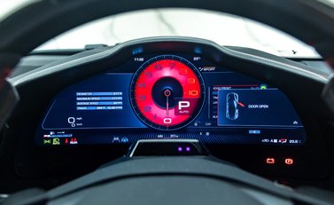 Ferrari Purosangue 16