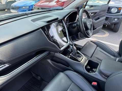 Subaru Outback TOURING 17