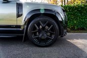 Land Rover Defender 90 V8. PLUMB BODYKIT. URBAN WHEELS. CARBON FIBRE INTERIOR. 5