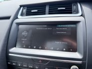 Jaguar E-Pace 2.0 CORE 14