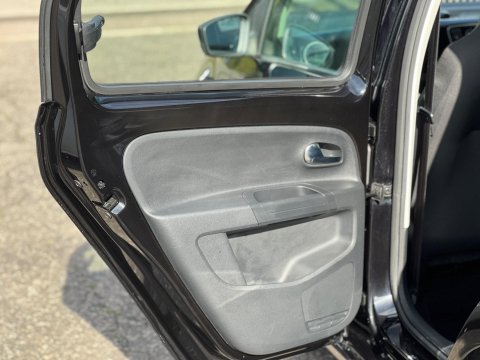 Volkswagen Up 1.0 High up! ASG Euro 5 5dr 46