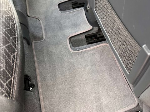 Peugeot 3008 1.6 3008 Active HDi 5dr 31