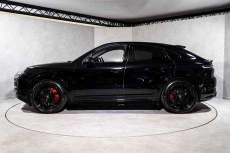 Porsche Cayenne GTS. WARRANTY. HUD. PANORAMIC ROOF. COMFORT ACCESS. BOSE. S/CHRONO. 8