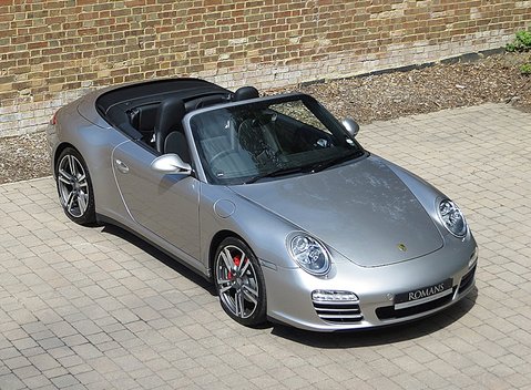 Porsche 911 (997) Carrera 4S Cabriolet 3
