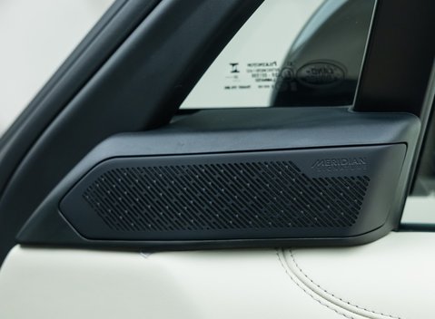 Land Rover Range Rover D350 AUTOBIOGRAPHY LWB 29