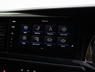Volkswagen Transporter 2.0 TDI T32 Highline Kombi Double Cab 5dr Diesel DSG FWD SWB Euro 6 (s/s) ( 8