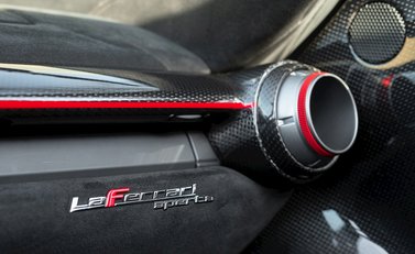 Ferrari LaFerrari Aperta 24