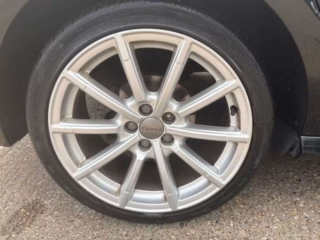 Audi A1 1.4 TFSI S line Sportback 5dr Petrol S Tronic Euro 6 (s/s) (Nav) (125 ps) 28