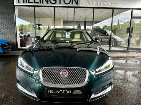 Jaguar XF 2.2d Luxury Sportbrake Auto Euro 5 (s/s) 5dr 34