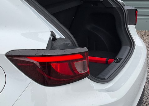 MG MG3 1.5 HYBRID+ SE 10
