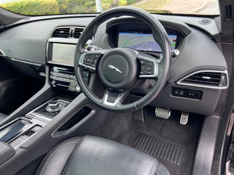 Jaguar F-Pace 2.0 D180 Chequered Flag Auto AWD Euro 6 (s/s) 5dr 83