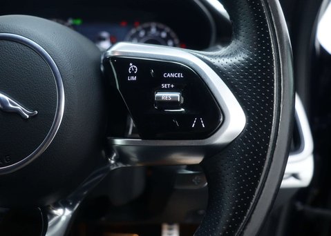 Jaguar E-Pace 1.5 P300e 12.17kWh R-Dynamic SE SUV 5dr Petrol Plug-in Hybrid Auto AWD Euro 44