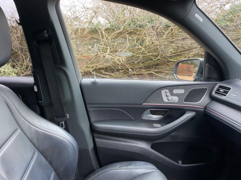 Mercedes-Benz GLE 2.0 GLE300d AMG Line (Premium) SUV 5dr Diesel G-Tronic 4MATIC Euro 6 (s/s) 32