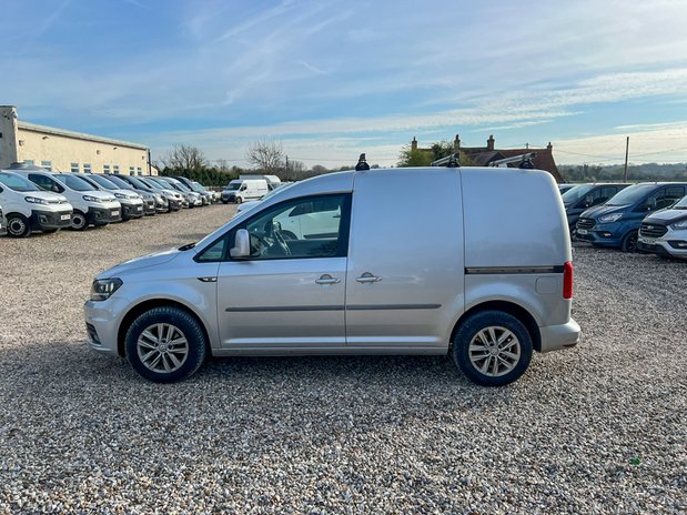 Volkswagen Caddy SWB L1H1 Low Roof Highline C20 Air Con Alloys Sensors EURO 6 NO VAT 1