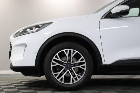 Ford Kuga TITANIUM FIRST EDITION 27