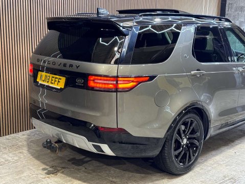 Land Rover Discovery 3.0 Discovery HSE TD6 Auto 4WD 5dr 17