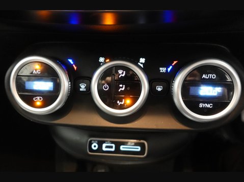 Fiat 500X 1.6 MultiJetII Cross Plus Euro 6 (s/s) 5dr 16