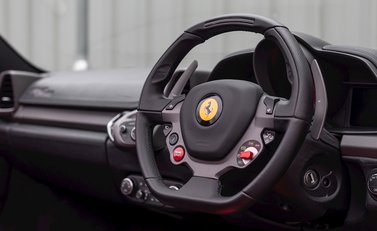 Ferrari 458 Spider 13