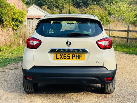 Renault Captur 0.9 TCe ENERGY Dynamique Nav SUV 5dr Petrol Manual Euro 6 (s/s) (90 ps) 7
