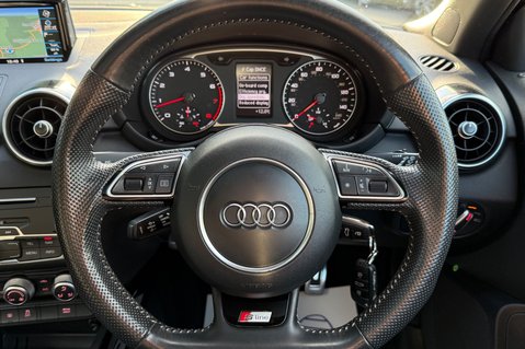 Audi A1 TFSI BLACK EDITION NAV -PANORAMIC SUNROOF - ALL BLACK  8