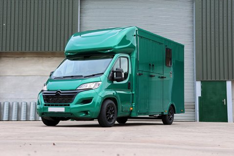 Citroen Relay Brand new 4.5 ton horse box pre reg delivery miles ready to go  17