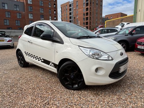 Ford Ka TITANIUM..9 SERVICES INCLUDING CAMBELT.. LOW INSURANCE GROUP.. £35 ROAD TAX
