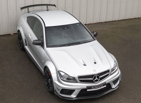 Mercedes-Benz C63 AMG Black Series 8