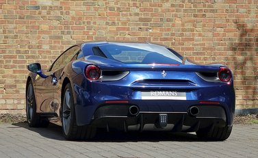 Ferrari 488 GTB 8
