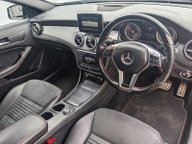 Mercedes-Benz GLA GLA200 CDI AMG Line 17