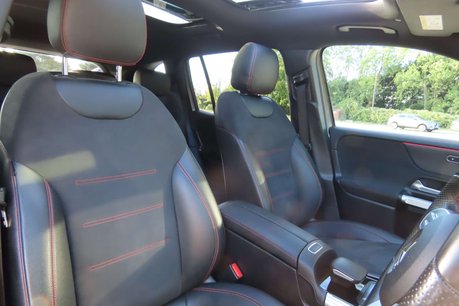 Mercedes-Benz EQB EQB 300 66.5kWh AMG Line (Premium) SUV 5dr Electric Auto 4MATIC (228 ps) 8
