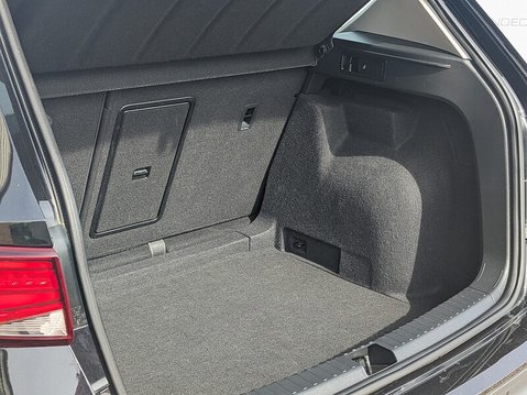 SEAT Ateca TSI EVO SE TECHNOLOGY DSG 19