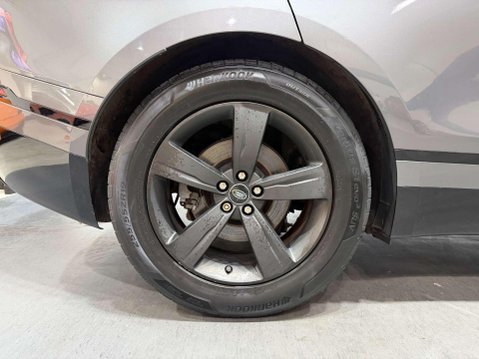 Land Rover Range Rover Velar 2.0 D240 R-Dynamic S SUV 5dr Diesel Auto 4WD Euro 6 (s/s) (240 ps) 22