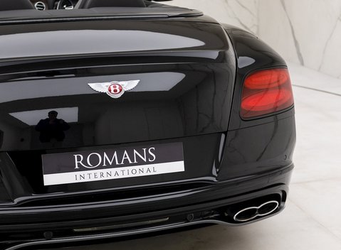 Bentley Continental GT V8 S Convertible Black Edition 24