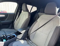 Volvo XC40 (Sold) 1.5h T4 Recharge 10.7kWh Plus SUV 5dr Petrol Plug- 16