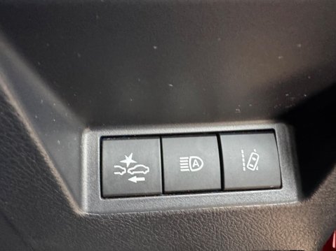 Toyota Yaris 1.5 VVT-h Icon E-CVT Euro 6 (s/s) 5dr 18